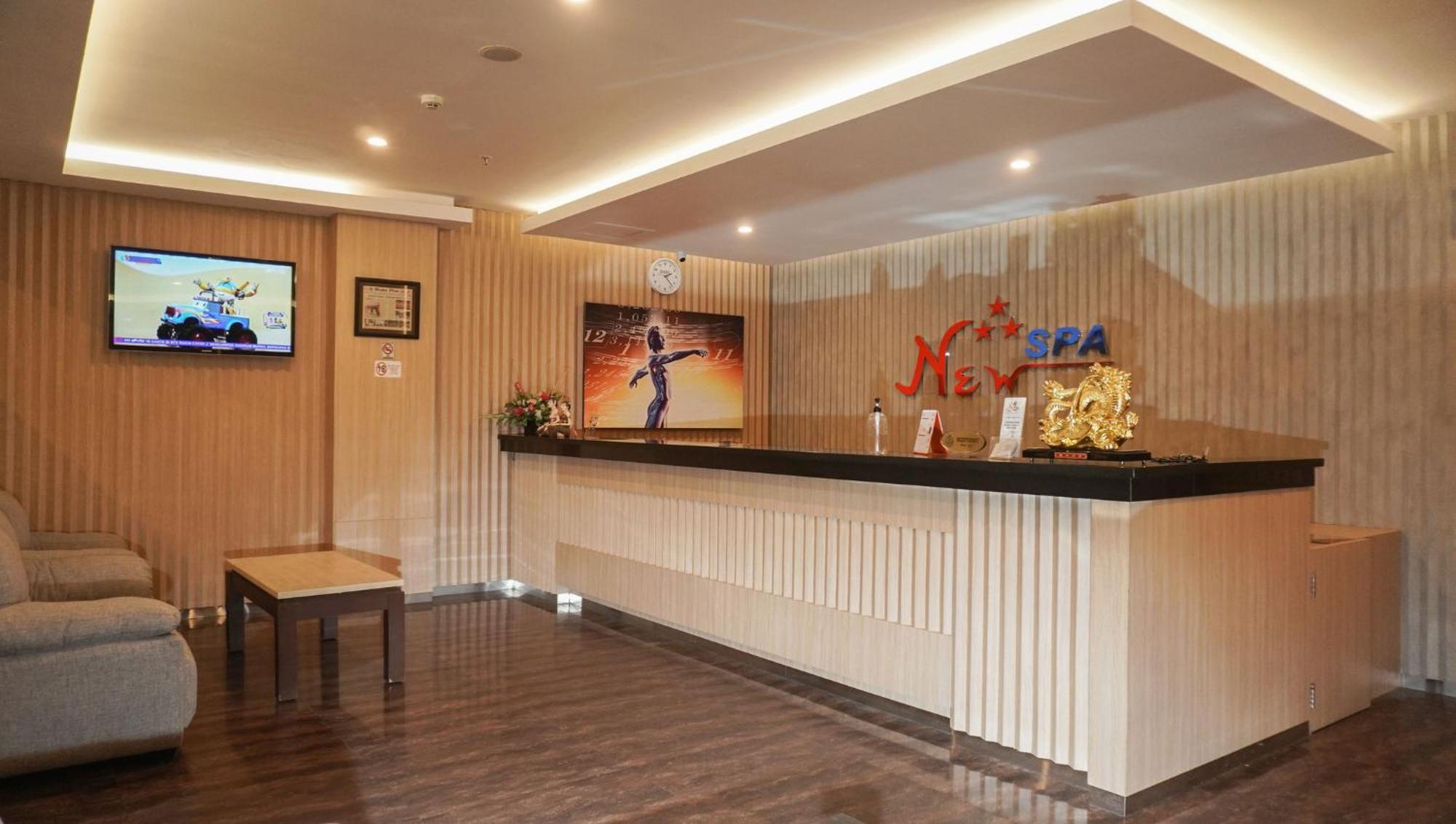 New Hollywood Hotel 3*